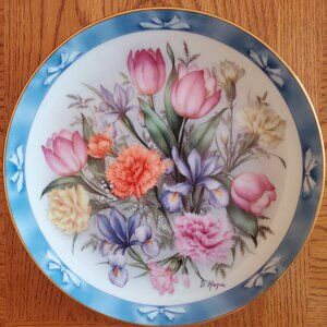 VTG Decorative Plate. "The Flowers of Holland". 1990. The Danbury Mint.
